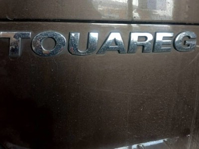 Установка заднего стекла Volkswagen Touareg -